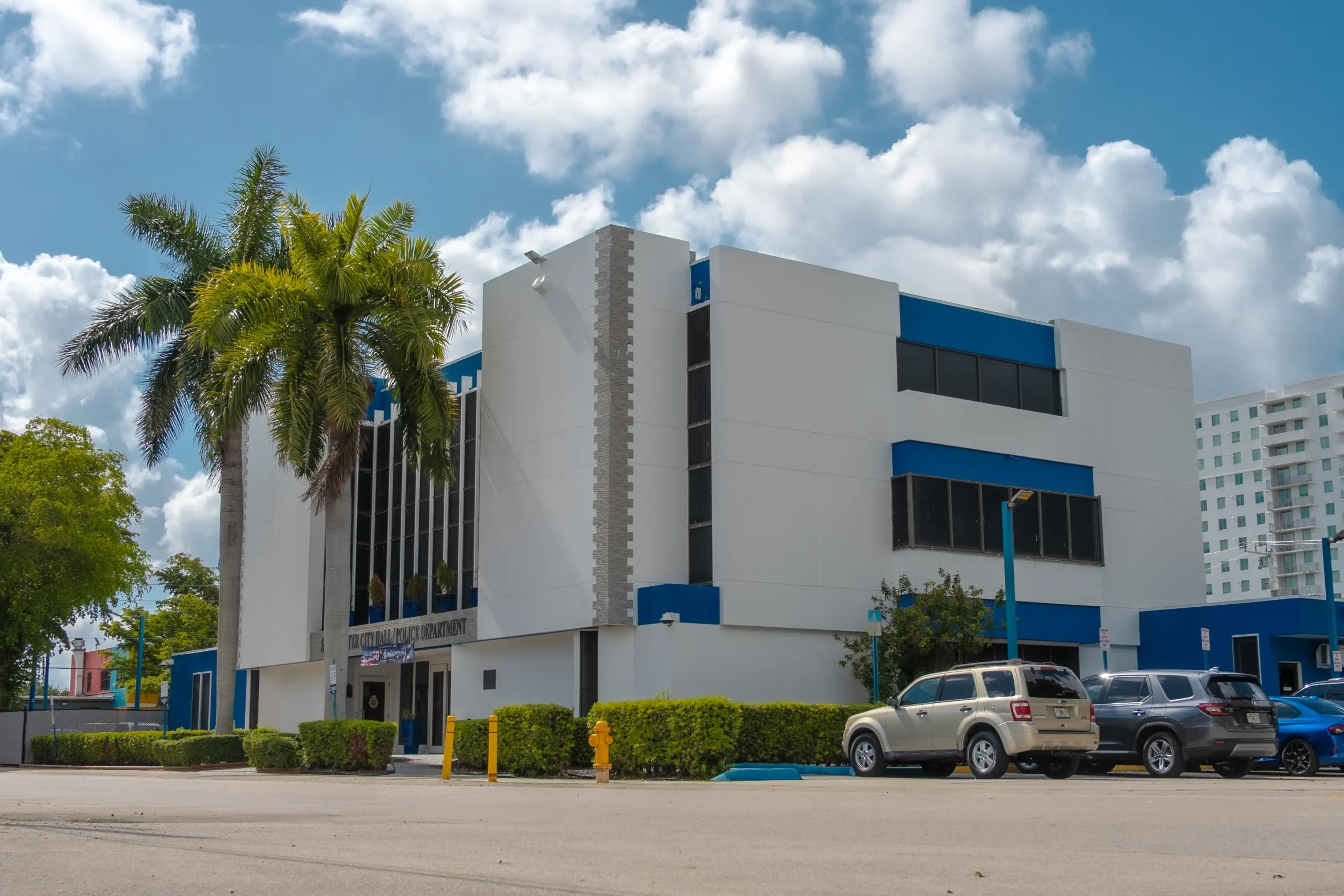 Sunny day outside Sweetwater City Hall in Florida